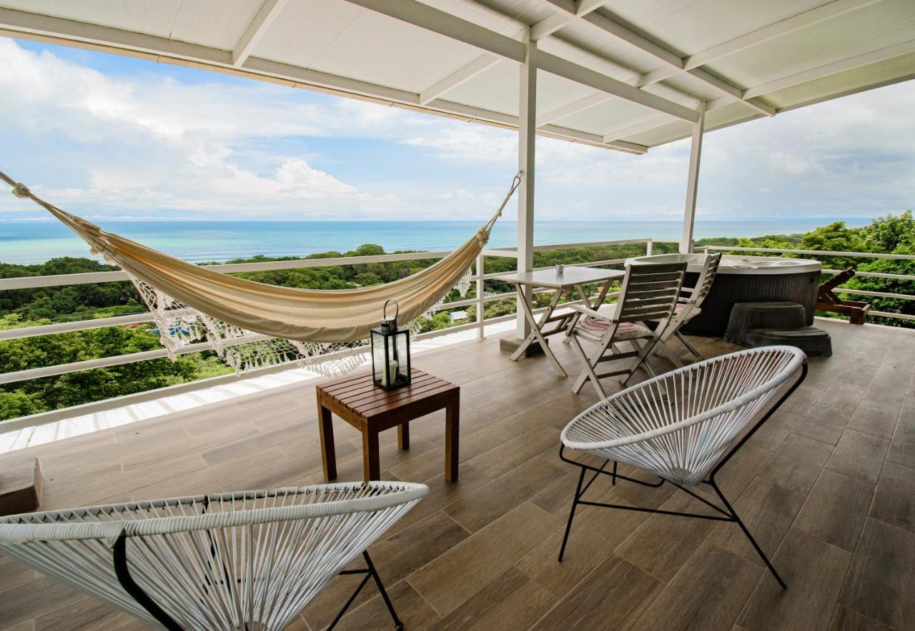 Funky Monkey Lodge Playa Santa Teresa  外观 照片