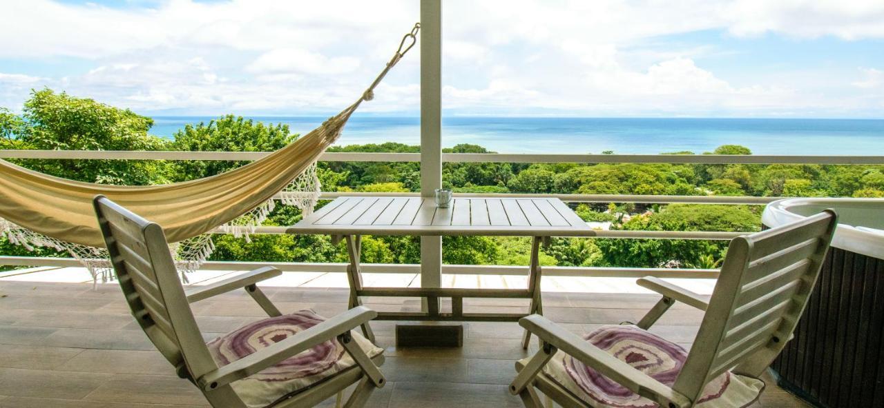 Funky Monkey Lodge Playa Santa Teresa  外观 照片