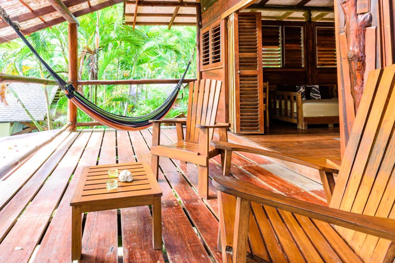 Funky Monkey Lodge Playa Santa Teresa  外观 照片