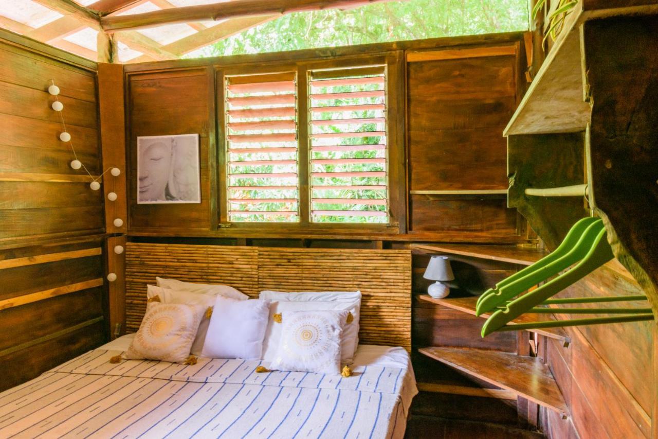 Funky Monkey Lodge Playa Santa Teresa  外观 照片