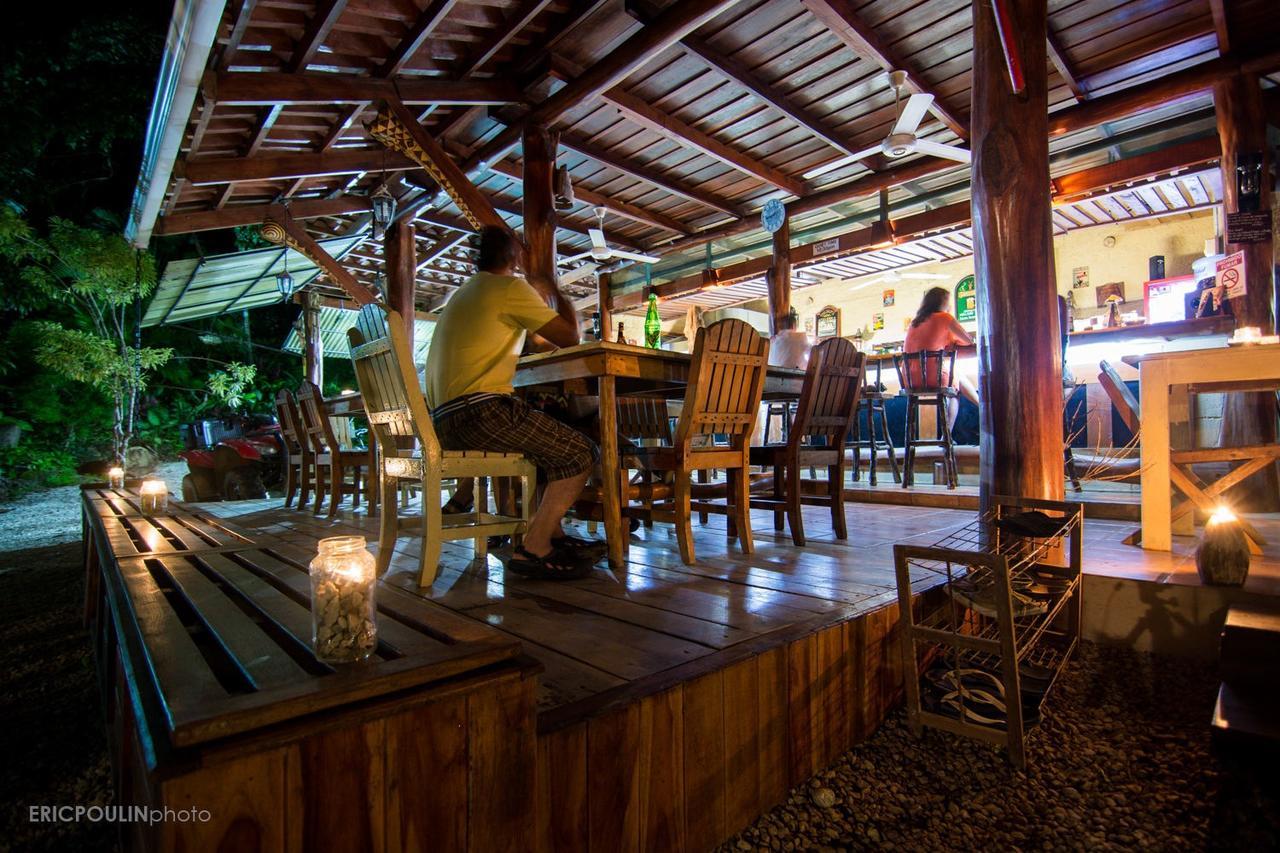 Funky Monkey Lodge Playa Santa Teresa  外观 照片